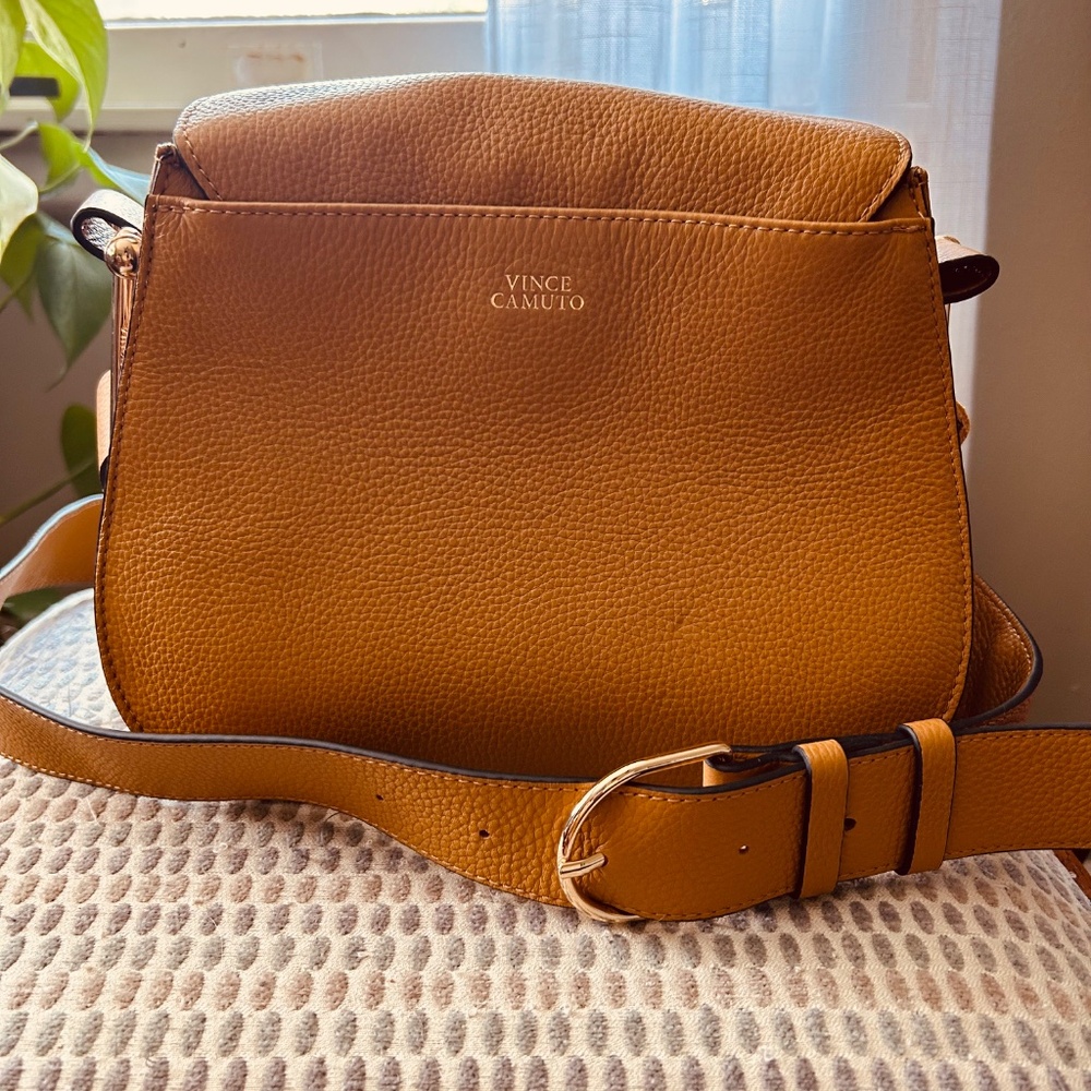Vince Camuto leather shoulder/crossbody purse - Picture 7 of 9